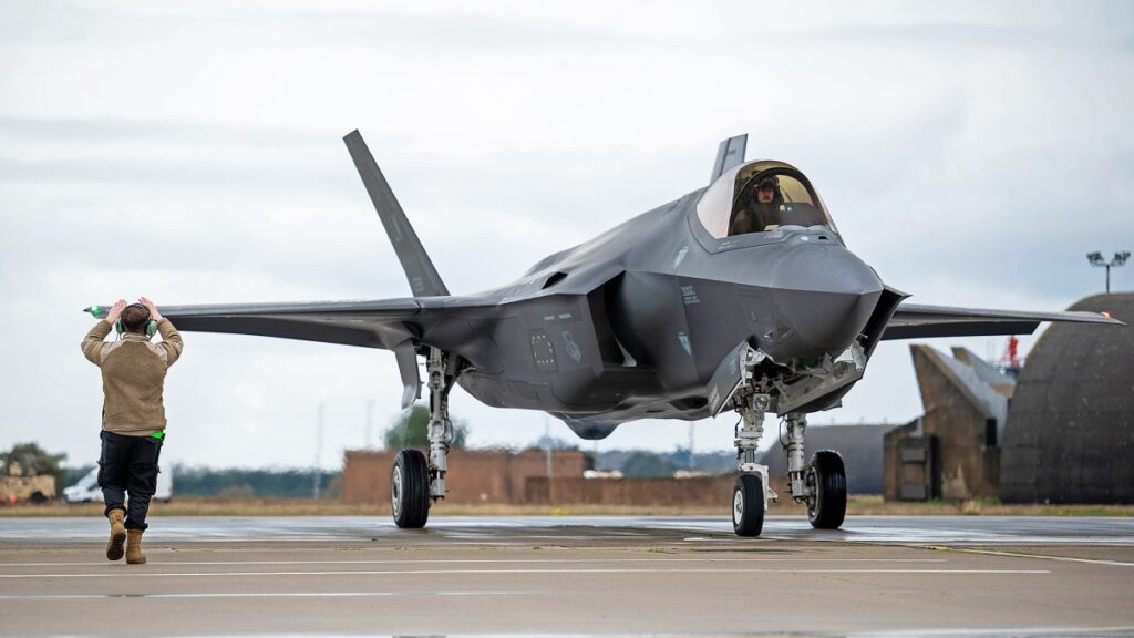 Breaking: Nuclear Bombs Return to USAF Air Base in England - What You Need to Know